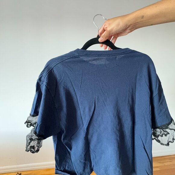 Y2k Holowing Wolf Cropped Graphic Tshirt - Size Small - Picture 2 of 4